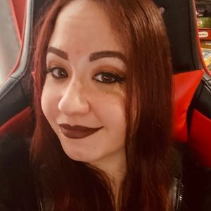 Meet your Posher, Jeannine